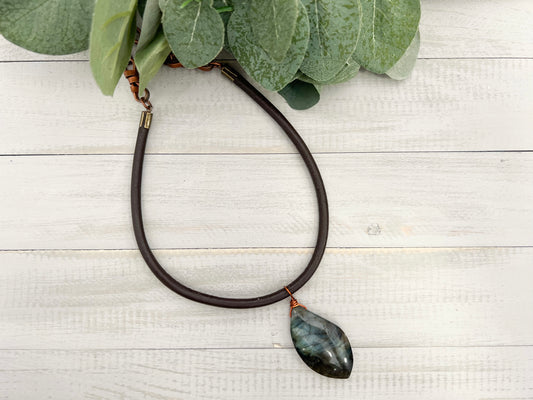 Labradorite Stone Necklace 003