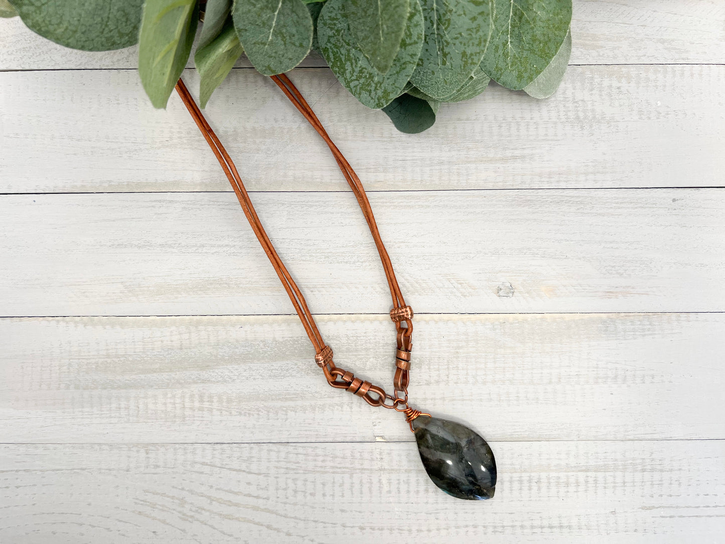 Labradorite Stone Necklace 007